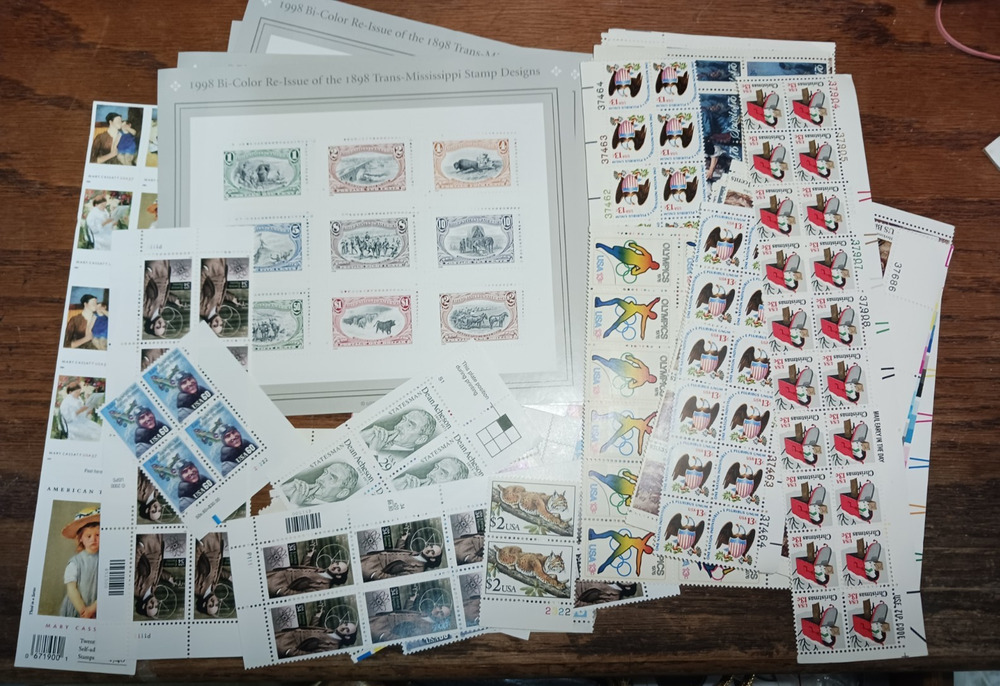 $100.00 face value assorted u.s. postage stamps unissued rab3023 USPS